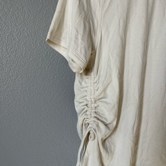 LULULEMON LIFESTYLE SHIRT - Picture 2 of 3